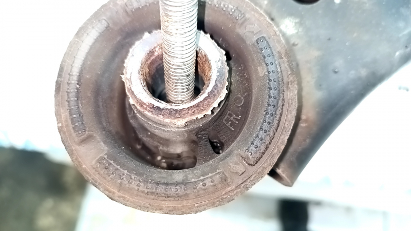 Подрамник задний Subaru Forester 19-24 SK ржавый, микротрещины 4 С/Б