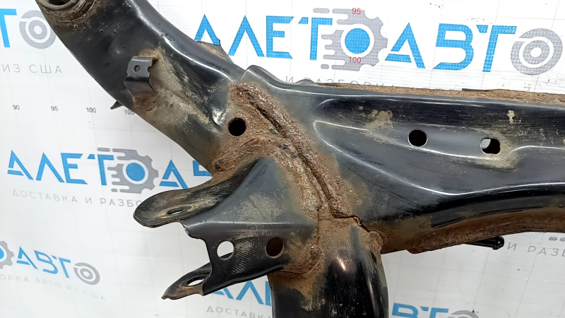 Подрамник задний Subaru Forester 19-24 SK ржавый, микротрещины 4 С/Б