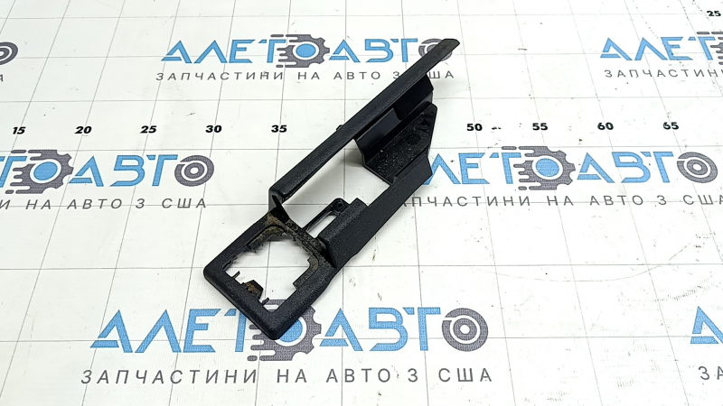 Накладка салазок пассажирского сиденья передняя правая Ford Fusion mk5 17-20 черный, структура