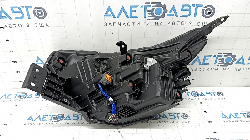 Фара передняя правая Subaru Forester 25-26 LED Limited, Touring