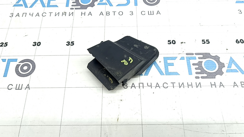 Водосток решетки дворников передний правый Ford Fusion mk5 13-20