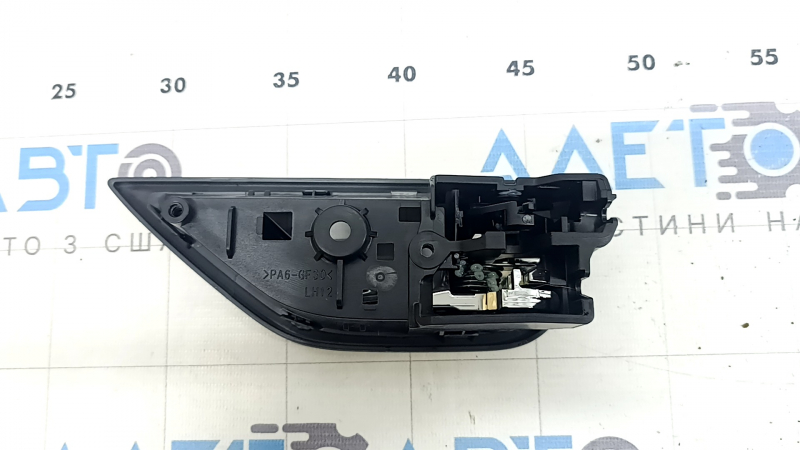 Ручка внутренняя двери задней левой Subaru Forester 25-26