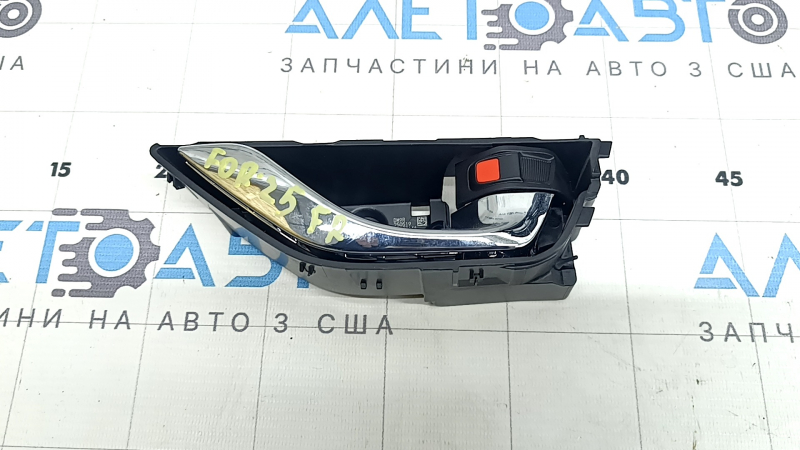 Ручка внутренняя двери передняя правая Subaru Forester 25-26 хром