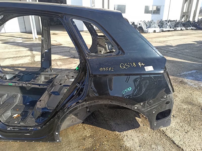 Четверть кузова Audi Q5 2018-2024, левая часть с небольшими следами эксплуатации