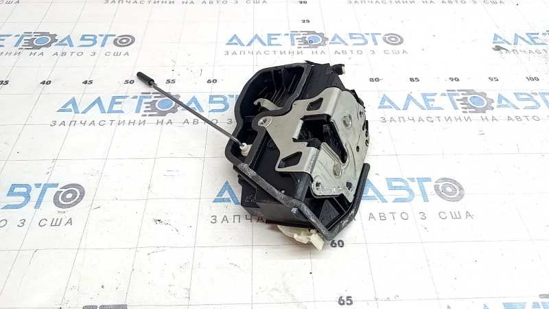 Замок двери передней левой BMW 3 F30 12-18 keyless