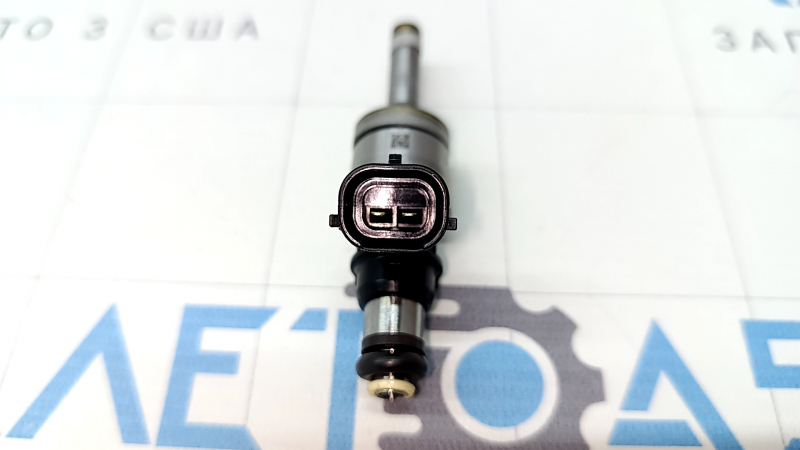 Форсунка распылитель Subaru Forester 25-26 2.5