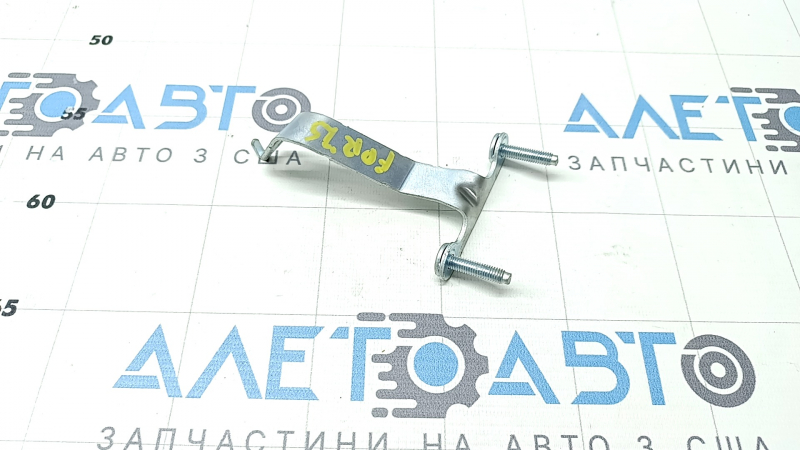 Кронштейн крепление блока ECU верхний Subaru Forester 25-26 2.5
