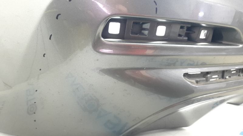 Бампер задний голый BMW 3 F30 16-18 под парктроники, серебро C08, сколы, царапины, повреждено крепление