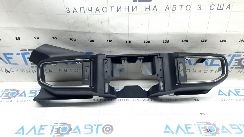 Накладка дефлектора воздуховода передней панели центральная Ford Explorer 20-24 черная с хром, тычки