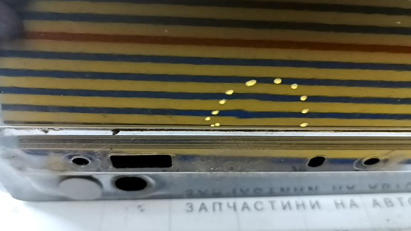 Дверь голая передняя правая Volvo XC60 18-26 синий 723, тычки