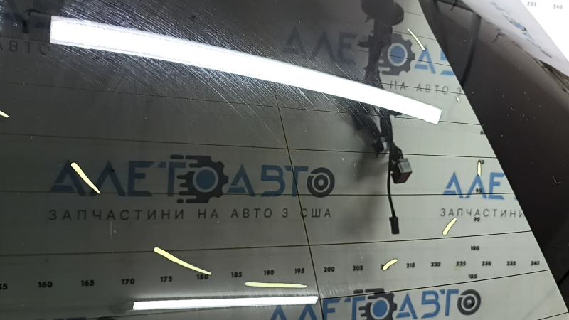 Дверь багажника голая со стеклом Volvo XC60 18-26 с проводкой, тонировка, синий 723, потерто стекло