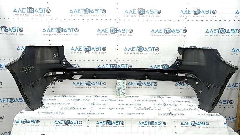 Бампер задний голый Volvo XC60 18-19 под парктроники и BSM и park assist, синий, царапины