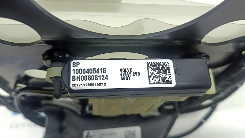 Поясничный подпор водительского сиденья с насосом Volvo XC60 18-26