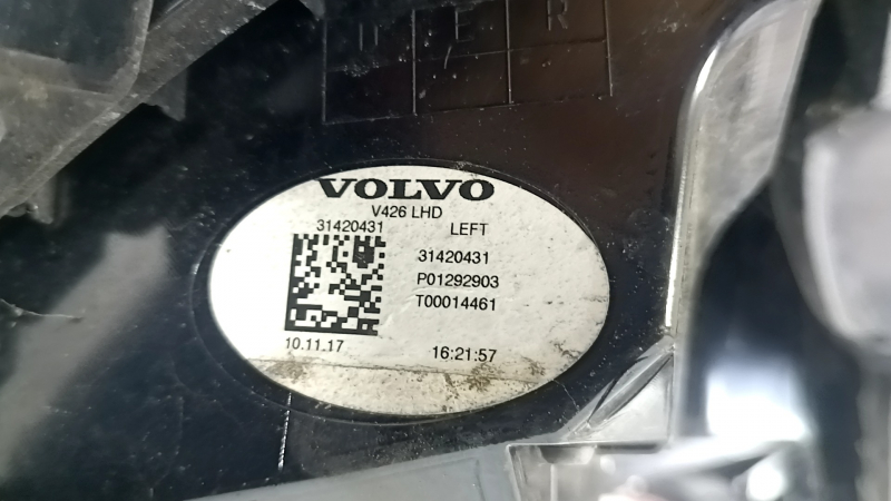 Фонарь внешний крыло левый Volvo XC60 18-26