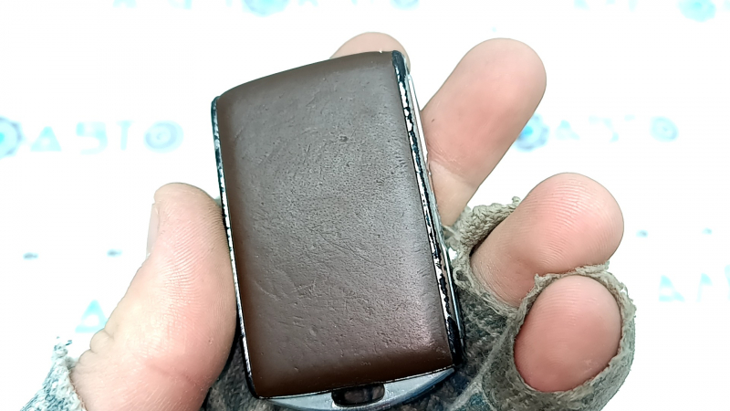 Ключ Volvo XC60 18-26 keyless, 4 кнопки, кожа коричневая, полез хром, тычки