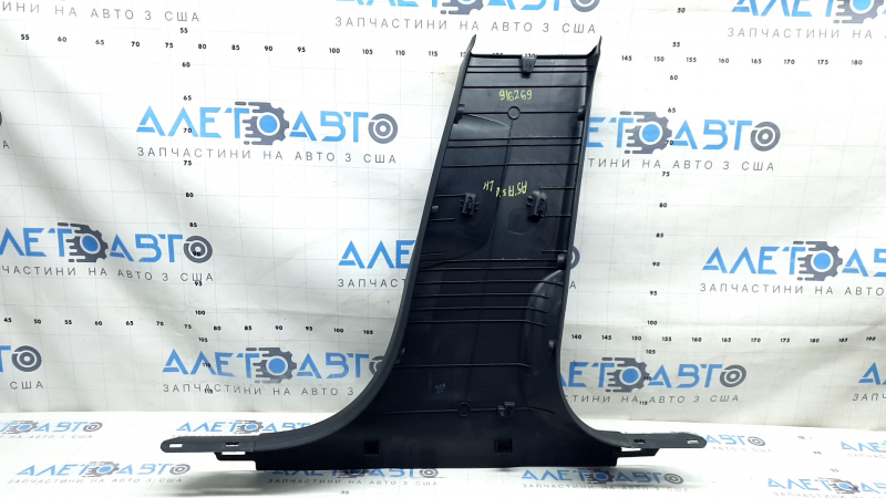 Накладка центральной стойки нижняя левая Audi A5 F5 18-25 5D черная, потерта