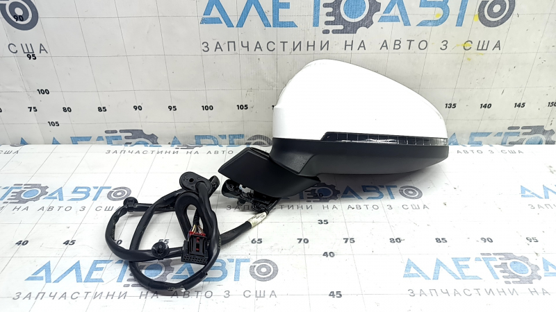 Зеркало для Audi A5 2017-2025, белое, без дефектов, ракурс с другой стороны