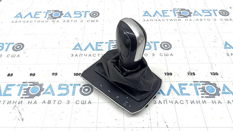 Ручка КПП VW Tiguan 18-21 пластик, царапина, потерта