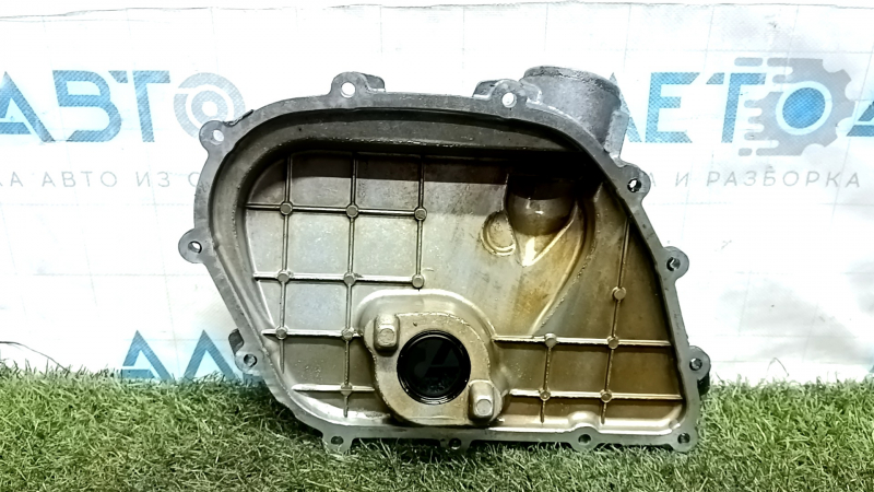 Передняя крышка двигателя VW Passat b7 12-14 USA 2.5 верхняя