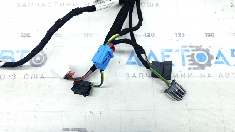 Проводка двери задней правой Audi Q7 16-26 keyless