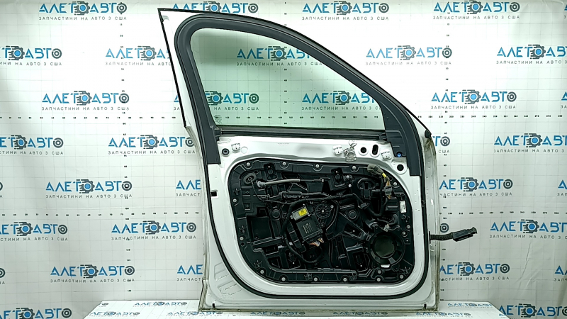 Дверь в сборе передняя левая Volvo XC90 16-26 keyless, белый 614