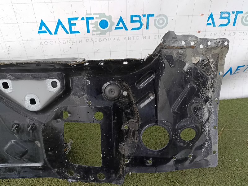 Задняя панель BMW X5 G05 19-26 в сборе 2 части, высверлена, черная