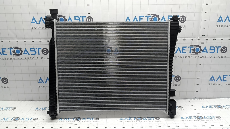 Радиатор охлаждения вода Dodge Durango 11-26 3.6, 5.7, 6.4 Heavy Duty Cooling