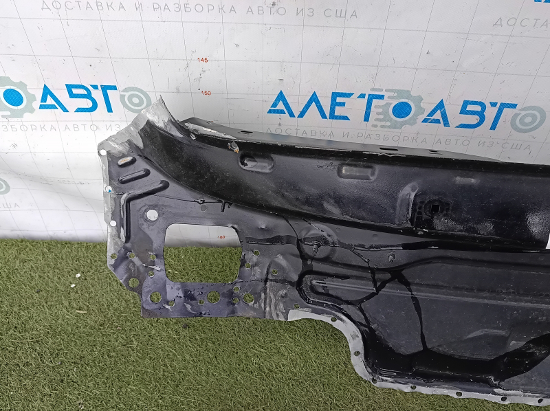 Задняя панель Audi A4 B9 17-20 2 части, высверлена, черная
