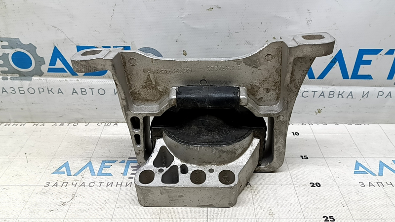 Подушка двигателя правая Ford Escape MK3 13-19 2.5 2.0T