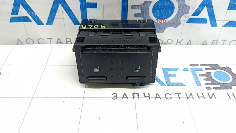 Кнопка подогрева сидений Toyota Camry v70 18-24