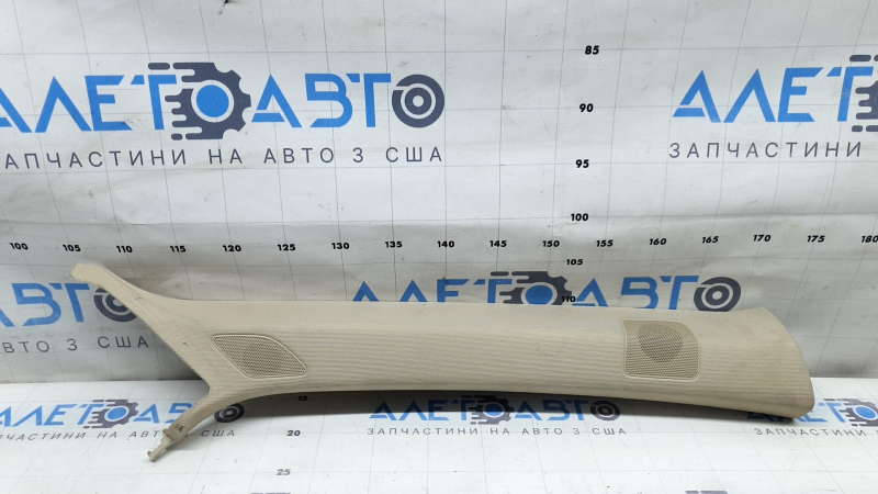 Накладка передней стойки верхняя правая Audi A4 B9 17-17 бежевая, Bang and Olufsen, под чистку, царапины