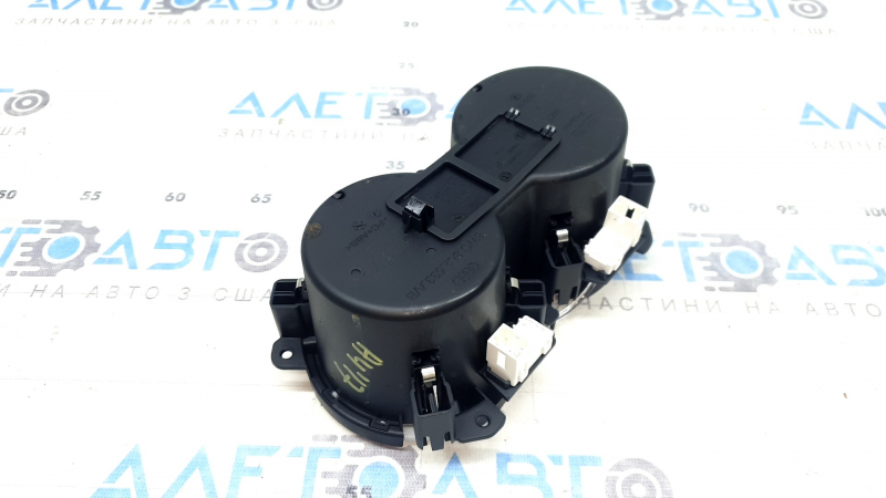 Подстаканники центральной консоли Audi A4 B9 17-25 с подсветкой