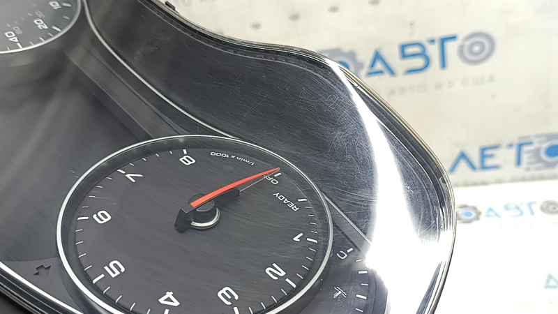 Щиток приборов Audi A6 C7 16-18 рест без ночного видения и проекции, 143к, воздух по кромке, царапины