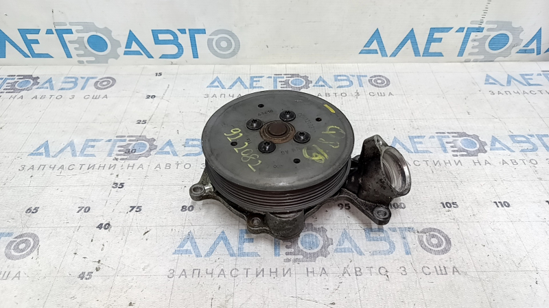 Помпа охлаждения Audi Q8 19-26 3.0T MHEV сколы на ручейках