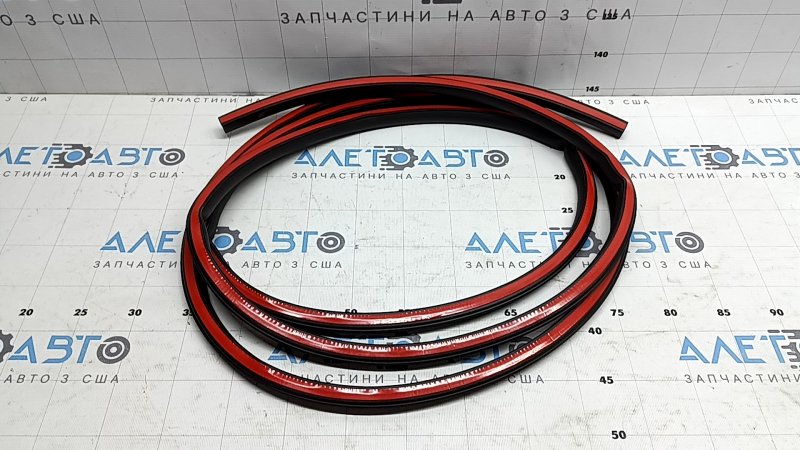 Уплотнитель двери передней правой Mercedes W167 GLE 350 450 20-26