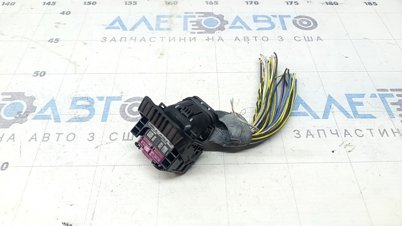 Фишка на блок ECU компьютер двигателя BMW 3 G20 20-22 3.0T B58B30B черная, 41 пинов