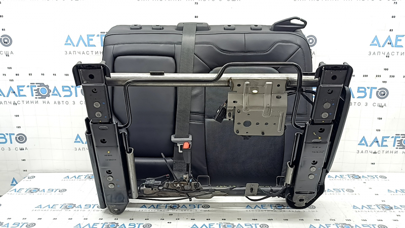 Спинка заднего ряда сидений 2 ряда левая Lincoln Corsair 20-26 без airbag, с салазками, механическое под электроскладывание, кожа черная, перфорация, с подогревом и центральным ремнем, трещина в накладке