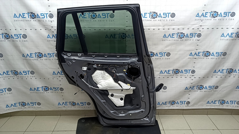 Дверь в сборе задняя левая BMW X3 F25 11-17 графит A52, сколы, вмятинка