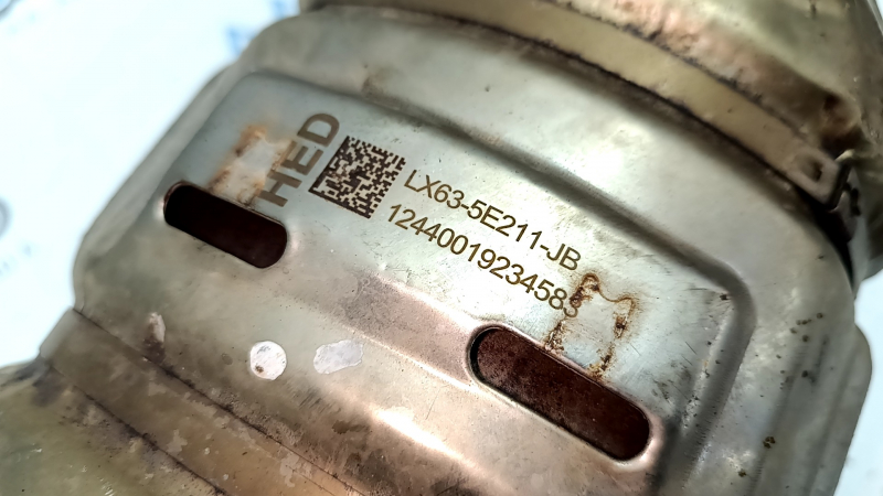Приемная труба с катализатором Lincoln Corsair 20-26 2.0 2.3