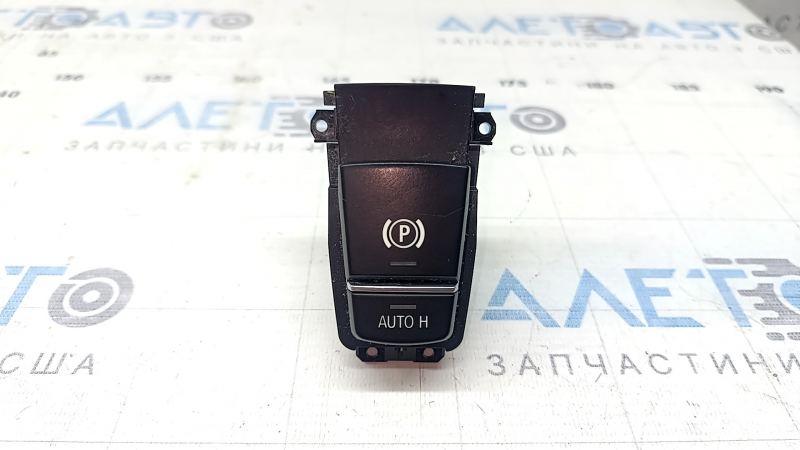 Кнопка паркинг BMW X3 F25 11-17 с auto hold, трещины в кнопке