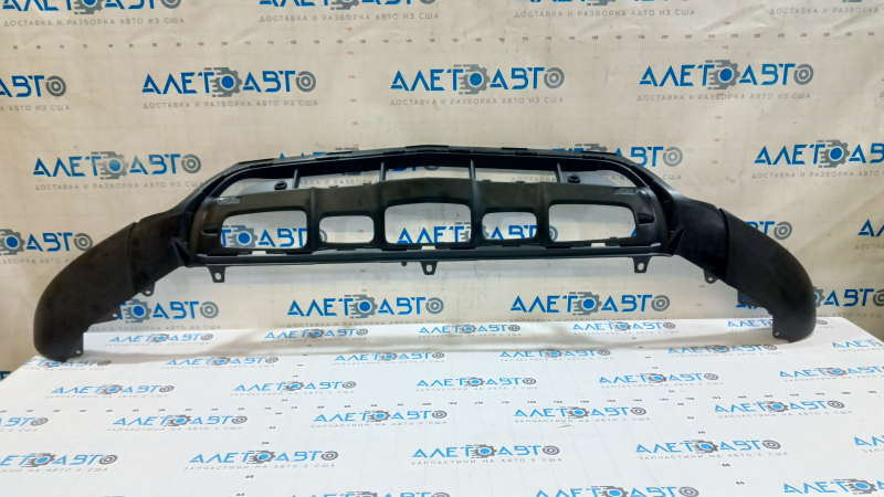 Губа переднего бампера Mercedes GLC 300 16-19
