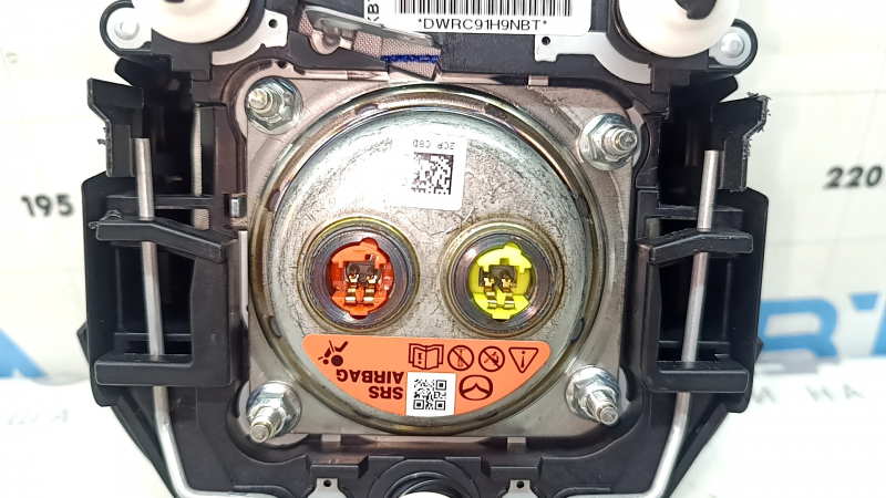 Подушка безопасности airbag в руль водительская Mazda CX-5 17-25 черная, царапины