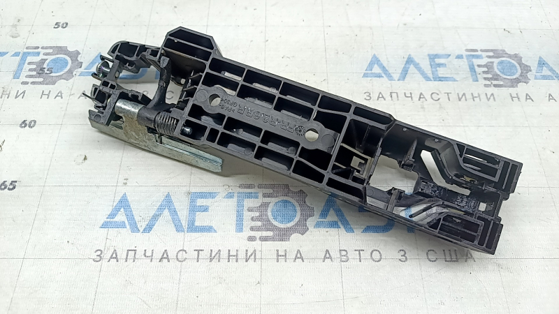 Механизм ручки двери передней правой Nissan Rogue 21-26