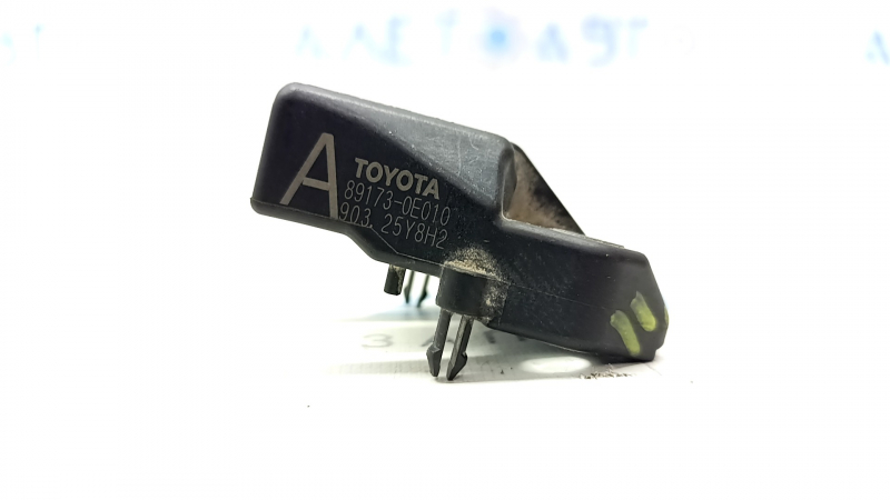 Датчик подушки безопасности передний левый Toyota Sienna 11-16