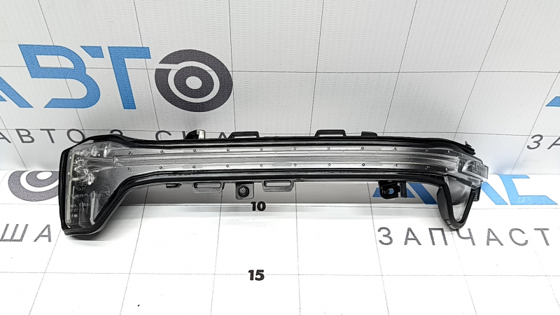 Поворотник зеркала левый BMW iX 21-26