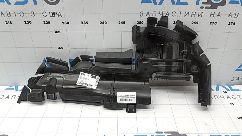 Дефлектор радиатора правый Audi A5 F5 20-25 2.0T, MHEV