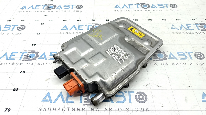 Обогреватель электрический Jeep Grand Cherokee WL 22-26 PHEV надломана фишка