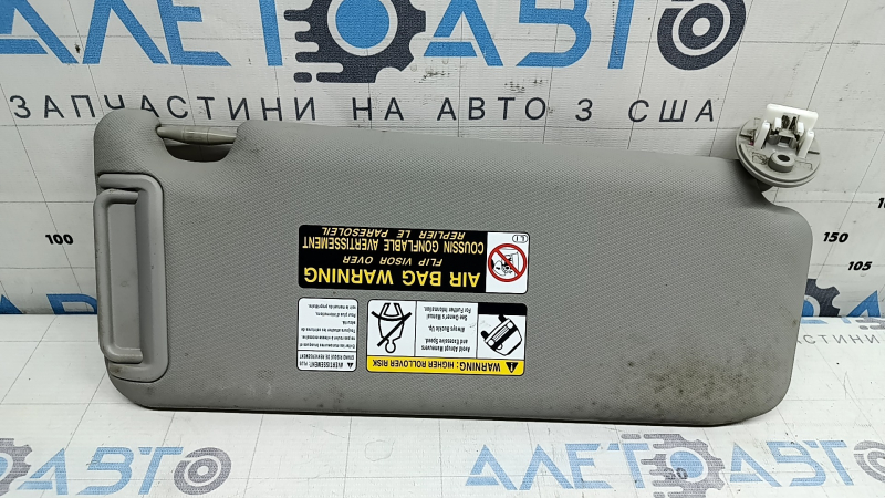 Козырек левый Toyota Rav4 16-18 серый, без крючка, под химчистку