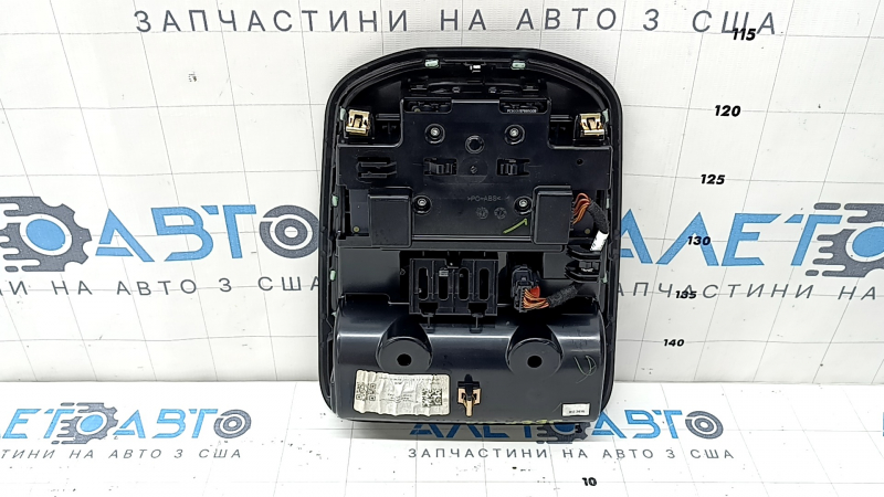 Плафон освещения передний Jeep Grand Cherokee WL 21-26 под панораму, черный матовый под электро дверь и кнопку SOS