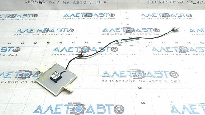 GPS Antenn Toyota Rav4 13-18